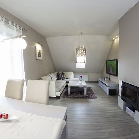أوشفينجم Modern Apartment الغرفة الصورة