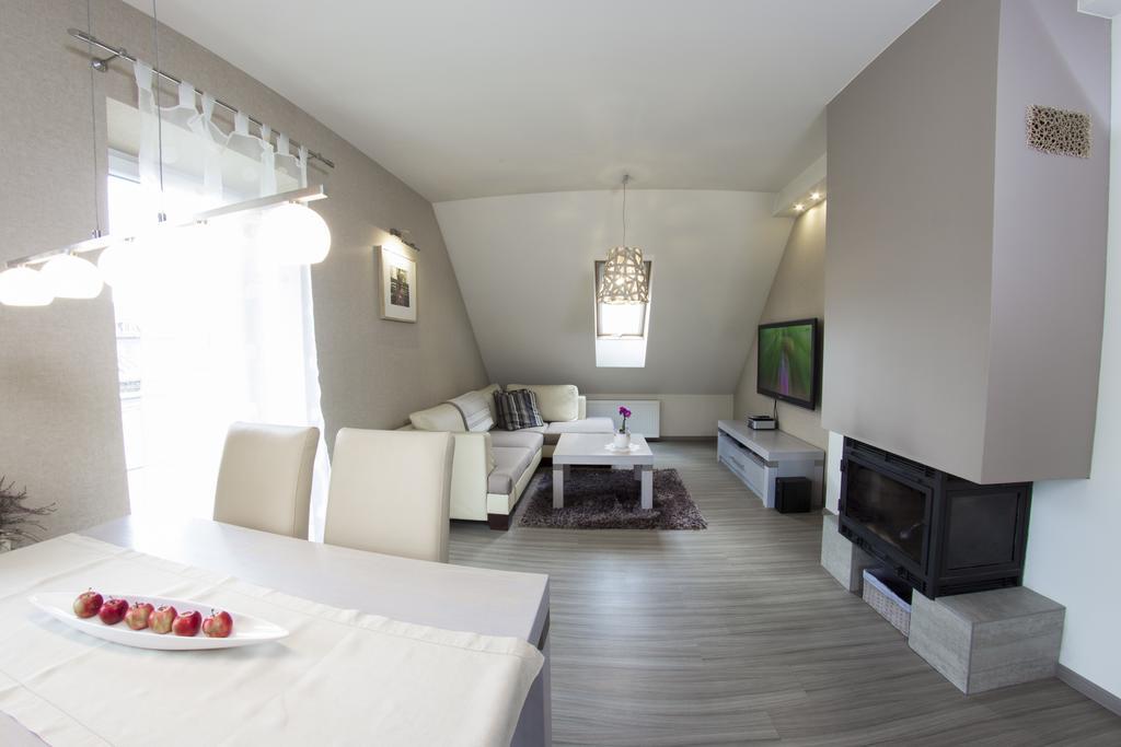 أوشفينجم Modern Apartment الغرفة الصورة